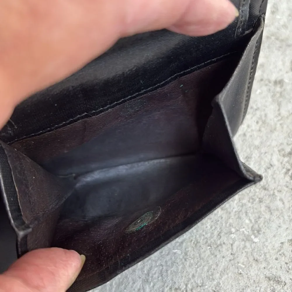 Comme Ca Du Monde bifold